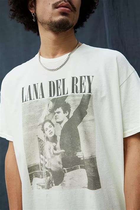 lana del rey urban outfitters shirt